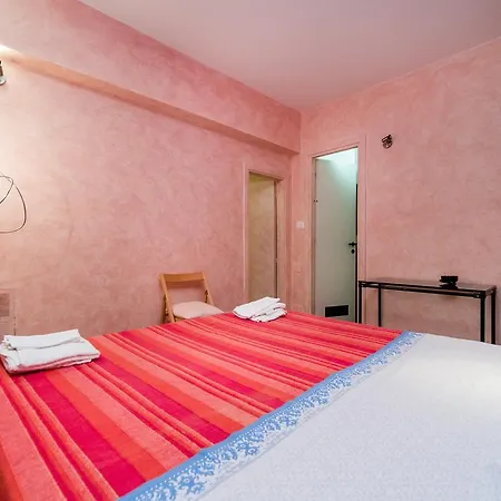 Central Sestri 1+1/2 Bedrooms Apart-hotel Sestri Levante