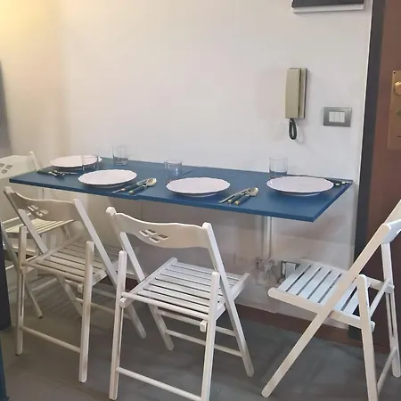 Apart-hotel Central Sestri 1+1/2 Bedrooms